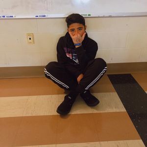 Meet your Posher, Îsăăc